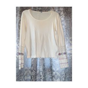 Long sleeve boho detailed top